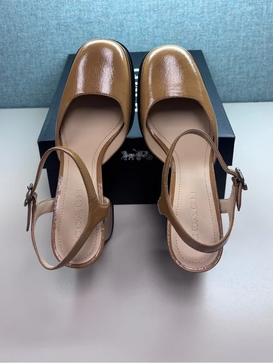 Newn’Box Tea Rose Sz 9.5 Patent Leather Block Heel Pumps by COACH in Honey Brown - Picture 8 of 10